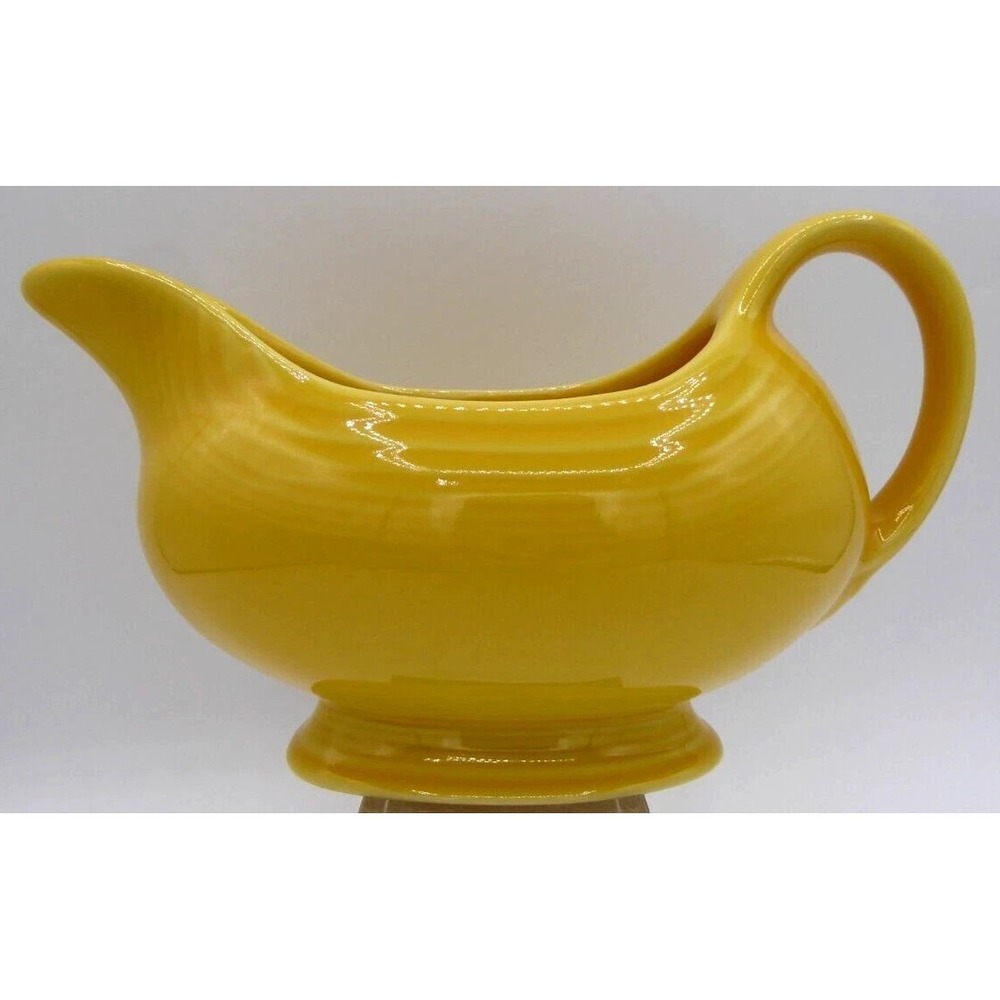 UNUSED Homer Laughlin Fiestaware Fiesta Yellow Gravy Boat Kitsch!
